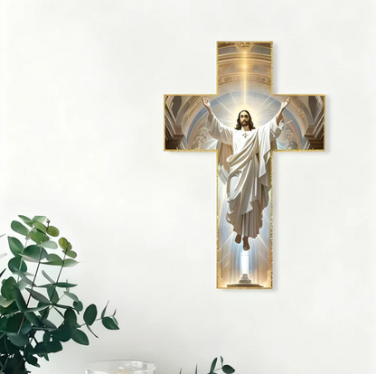 Jėzaus Kristaus sieninis kryžius – stilinga namų puošmena